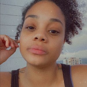 Meet your Posher, Kaprice